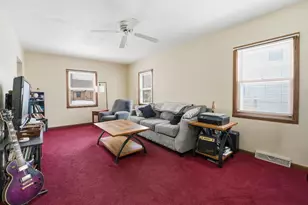 1928 S Lawe St, Appleton, WI 54915 - Photo 4