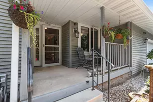 5299 Sunset Bluff Dr, Green Bay, WI 54311 - Photo 8