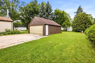 724 State St, Menasha, WI 54952 - Photo 30