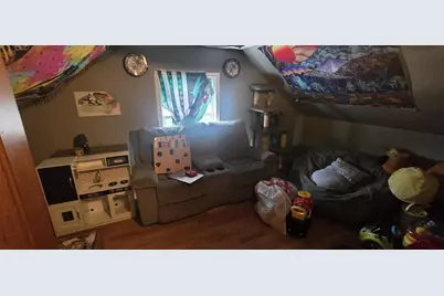 614 Broad Street, Oshkosh, WI 54901 - Photo 8