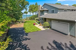 5299 Sunset Bluff Dr, Green Bay, WI 54311 - Photo 1