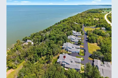 5299 Sunset Bluff Drive, Green Bay, WI 54311 - Photo 70