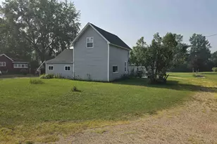 380 River St, Wild Rose, WI 54984 - Photo 12