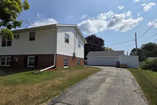 3419 Sayer Ave, Two Rivers, WI 54241 - Photo 14