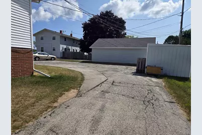 3419 Sayer Avenue, Two Rivers, WI 54241 - Photo 6