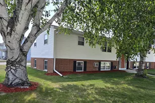 3419 Sayer Ave, Two Rivers, WI 54241 - Photo 2