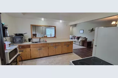 282 Muenter Avenue, Fond du Lac, WI 54935 - Photo 10