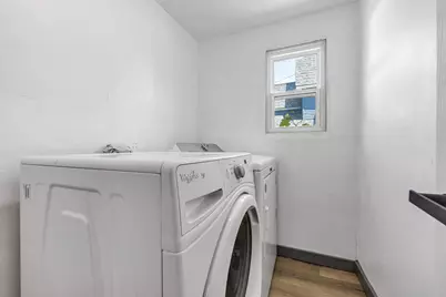 741 Marinette Avenue, Marinette, WI 54143 - Photo 2