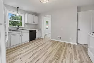 1511 10th Ave, Green Bay, WI 54304 - Photo 4
