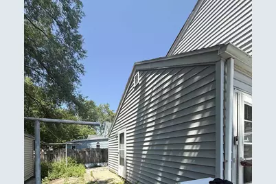 1031 Clay Street, Green Bay, WI 54302 - Photo 2