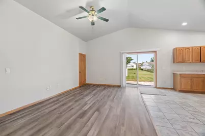 111 E Follet Street, Fond du Lac, WI 54935 - Photo 12