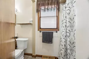 122 Fanna St, Fond du Lac, WI 54935 - Photo 22