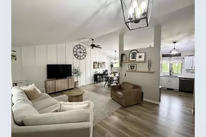 3238 Isaac Lane, Oshkosh, WI 54902 - Photo 6