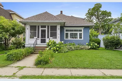 833 Oregon Street, Green Bay, WI 54303 - Photo 1