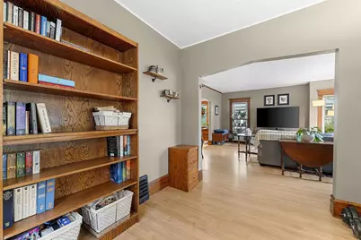 833 Oregon Street, Green Bay, WI 54303 - Photo 10