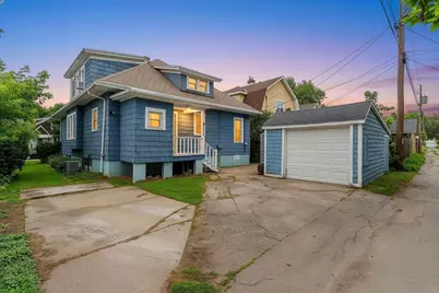 833 Oregon Street, Green Bay, WI 54303 - Photo 4