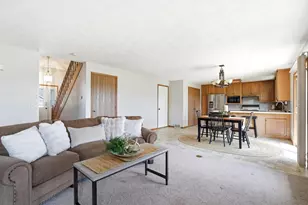 N9678 Hopfensperger Rd, Appleton, WI 54915 - Photo 2