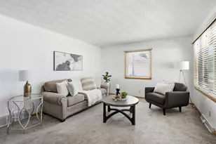 833 Ida St, Menasha, WI 54952 - Photo 4