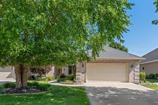 1048 Coronado Ct, Oneida, WI 54155 - Photo 2