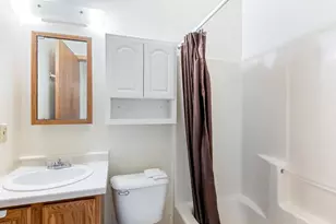 910 Cherry St, Green Bay, WI 54301 - Photo 48