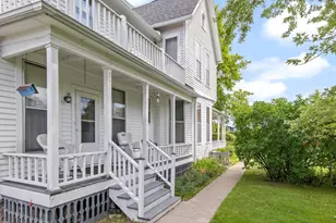 910 Cherry St, Green Bay, WI 54301 - Photo 8