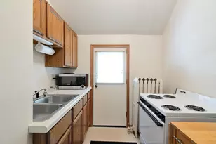 910 Cherry St, Green Bay, WI 54301 - Photo 44