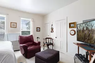 910 Cherry St, Green Bay, WI 54301 - Photo 38
