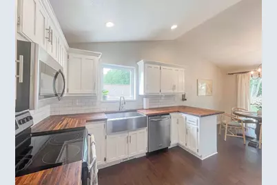 3052 Crusade Lane, Green Bay, WI 54313 - Photo 14