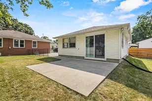 720 2nd St, Menasha, WI 54952 - Photo 4