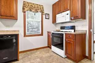 2013 Doty St, Oshkosh, WI 54902 - Photo 26