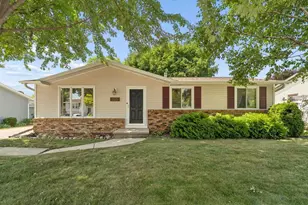 2515 Minerva St, Oshkosh, WI 54901 - Photo 1