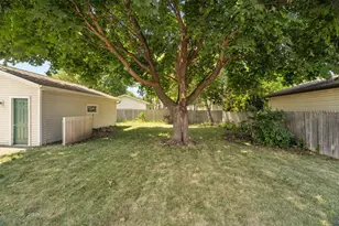 2515 Minerva St, Oshkosh, WI 54901 - Photo 24