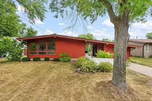 341 Ash St, Wisconsin Rapids, WI 54994 - Photo 2