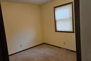 135 E Scott St, Fond du Lac, WI 54935 - Photo 16