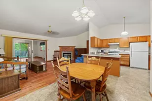 2455 Wisconsin St, Oshkosh, WI 54901 - Photo 16
