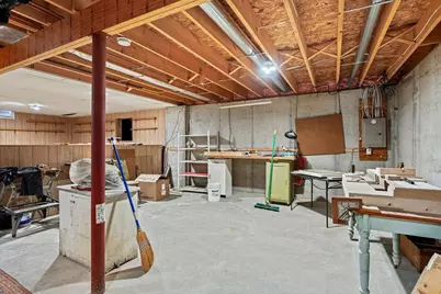 2455 Wisconsin Street, Oshkosh, WI 54901 - Photo 26