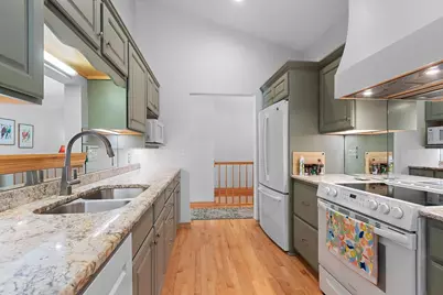 576 St Marys Street, De Pere, WI 54115 - Photo 10