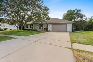 576 St Marys St, De Pere, WI 54115 - Photo 62