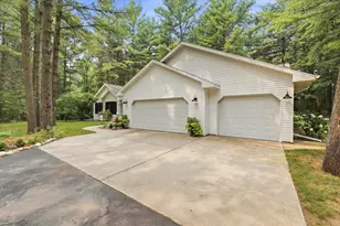 3673 Powderhorn Ln, Suamico, WI 54173 - Photo 24