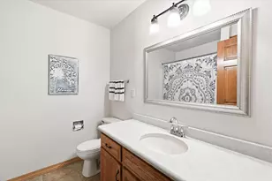 3673 Powderhorn Ln, Suamico, WI 54173 - Photo 18