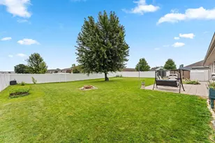 2337 Samantha St, De Pere, WI 54115 - Photo 18