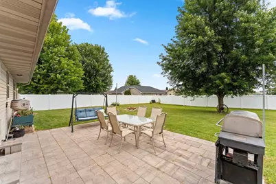 2337 Samantha Street, De Pere, WI 54115 - Photo 26