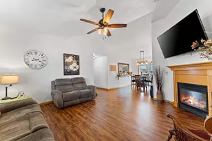 2337 Samantha St, De Pere, WI 54115 - Photo 2