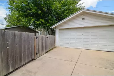 1066 Elmore Street, Green Bay, WI 54303 - Photo 4