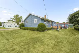 529 Breckenridge St, Mayville, WI 53050 - Photo 30
