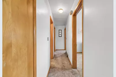 529 Breckenridge Street, Mayville, WI 53050 - Photo 12