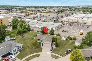 365 Lilac St, Oshkosh, WI 54902 - Photo 48