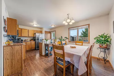 365 Lilac Street, Oshkosh, WI 54902 - Photo 6