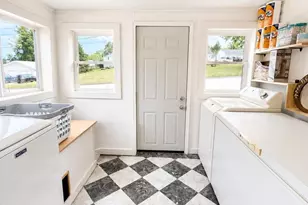526 E Breed St, Chilton, WI 53014 - Photo 10
