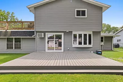 1248 April Lane, Green Bay, WI 54304 - Photo 6